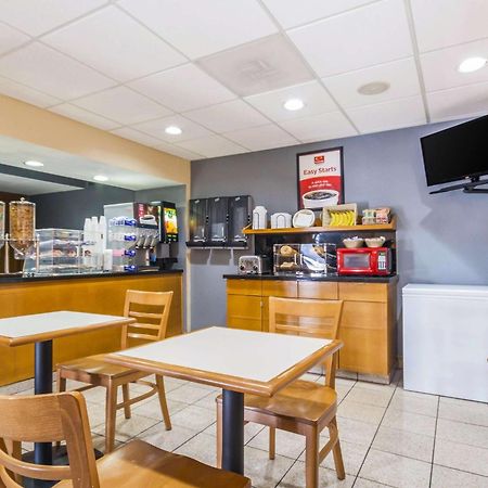 Econo Lodge Inn & Suites I-35 At Shawnee Mission Overland Park Ngoại thất bức ảnh